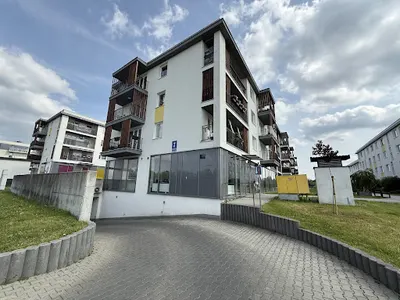 CLIVUS NIERUCHOMOŚCI